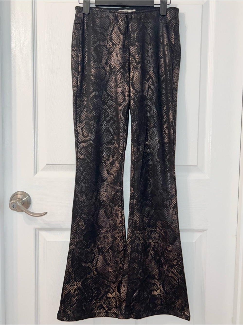 Jessica Simpson Snake-Print Python Bell Bottom Flare Jean Pants 24 Black